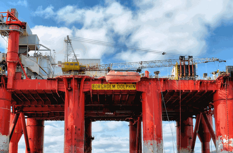 oil rig image red